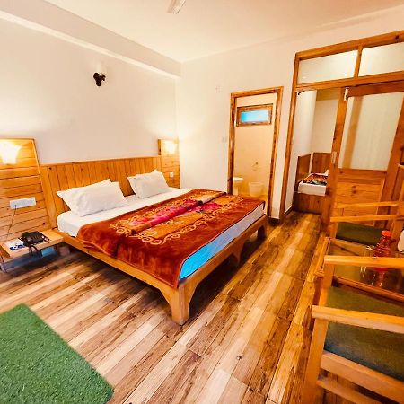 Wooib Hotels Manāli Zewnętrze zdjęcie